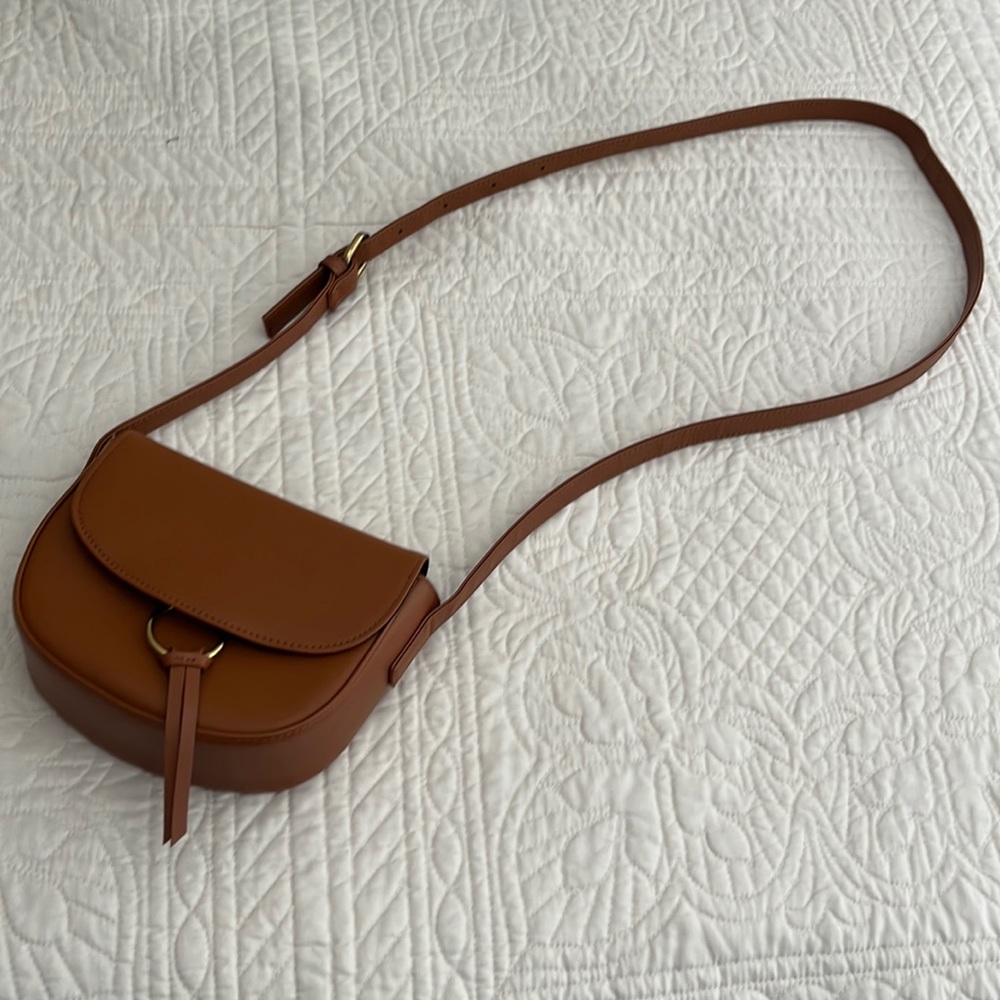 JJ Winters Camel Colored Crossbody bag